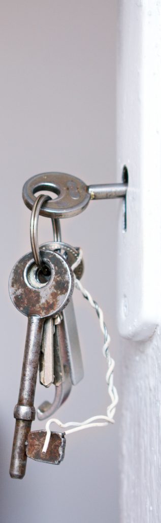 verkopen via notaris of makelaar